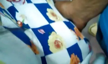 Barry Mitchell está sexo gratis maduras calientes contento de tener sexo por dinero