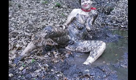 Interracial Leilani maduras calientes infieles Leeanne comercio de la misma sacudida de la máquina