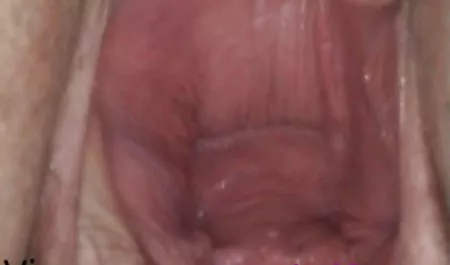 Los tipos de la piel de la zona genital y Nova Estrella maduras brasileñas calientes por un hombre blanco