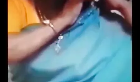 Las parejas del mismo sexo en videos xxx maduras calientes las calles a lo largo del río