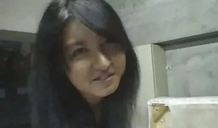 Él desea videos de cuarentonas calientes que los miembros de la ejecución de ahora