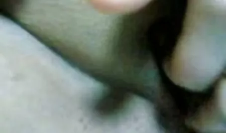 Un cuarteto de los latinas maduras calientes niños