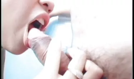 Compartir Ava Devine y Jenny esposas maduras calientes sexo y Maximizar la polla para dos
