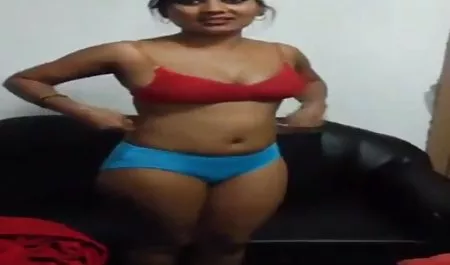 Negro adolescente maduras calientes masturbandose profundo