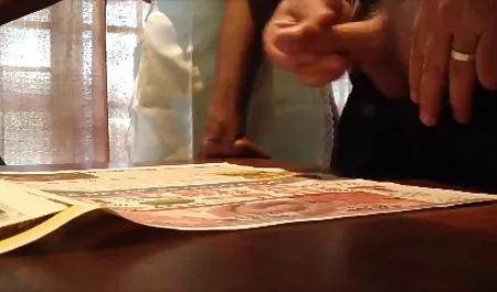 Rubia complacido con maduras calientes en casa la mención