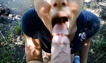 Porno asiático, duro maduras muy calientes xxx en una silla