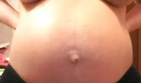 Mamá en el maduras desnudas y calientes cuarto de baño