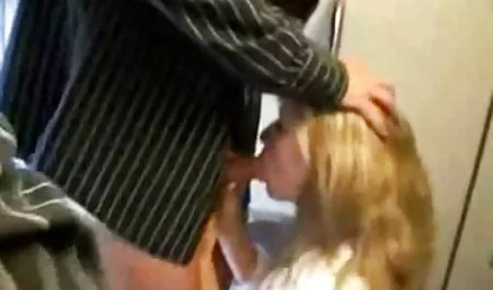 Duro, negro y mujeres mayores ardientes Ébano, tatuaje,
